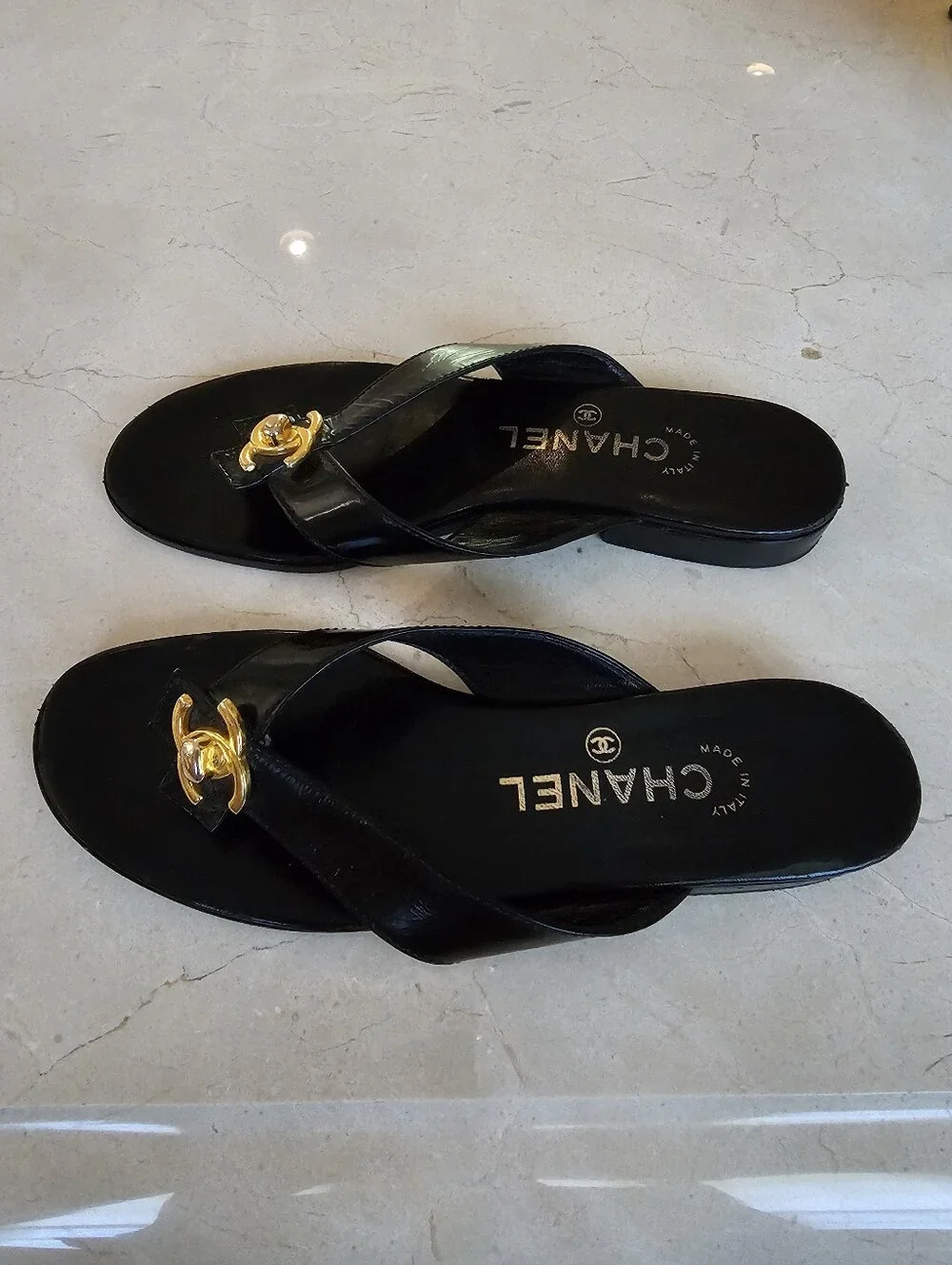 Authentic CHANEL Black Leather Thong Sandals with Gold CC Accent
